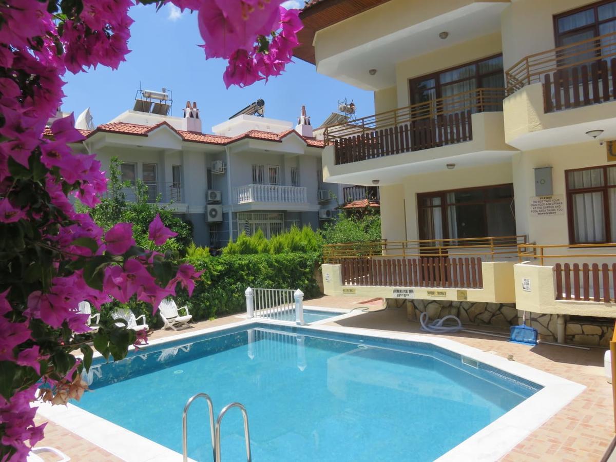 Uestuen Apart Marmaris Esterno foto